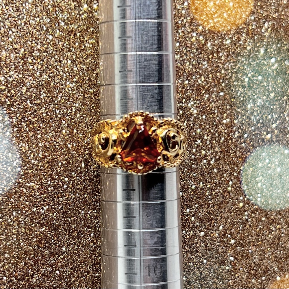 Vintage Lee Sands Triangular Amber Filigree Gold Hue Ring